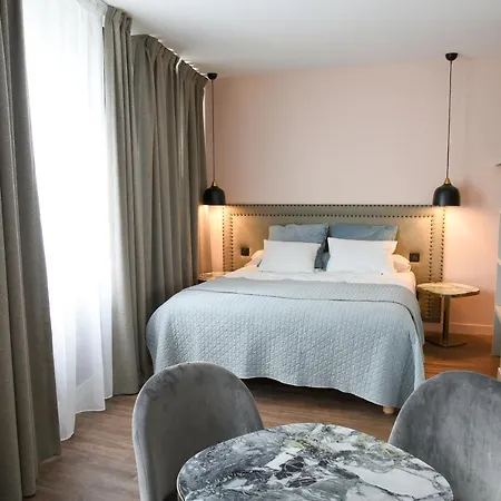 La Renaissance אורחן Asnières-sur-Oise